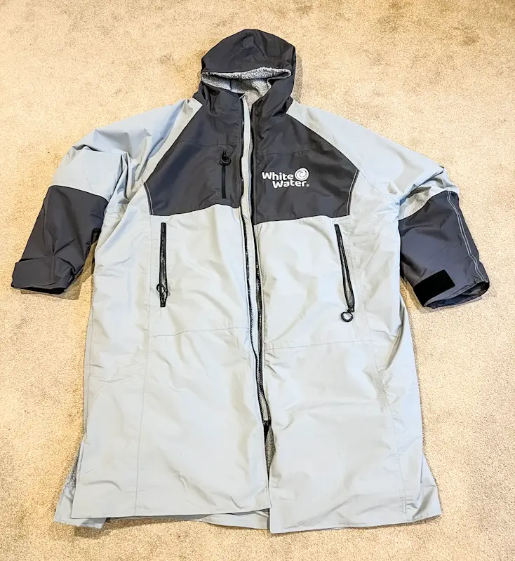 white water mens change robe review