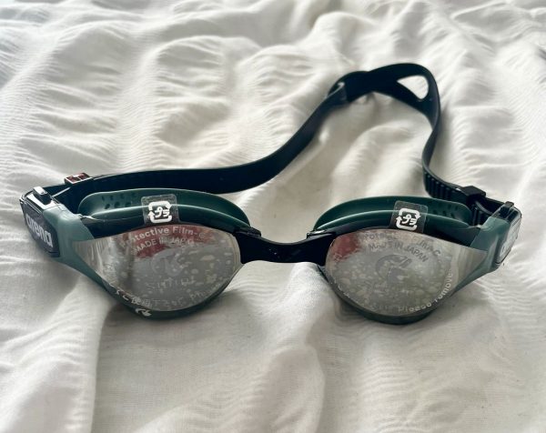 Arena Cobra Tri Mirror goggles